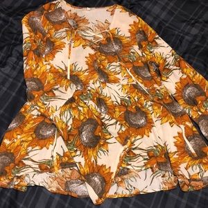 Sunflower lace up top